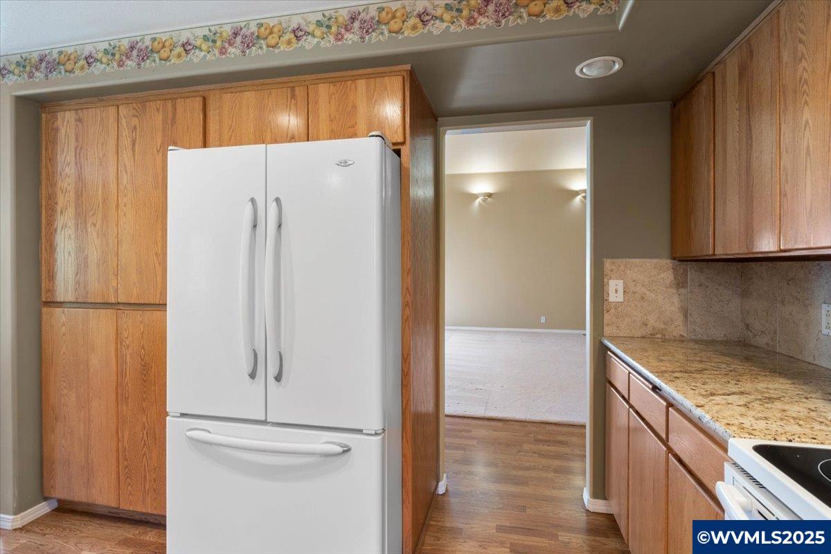 Lebanon, Oregon, 97355, United States, 3 Bedrooms Bedrooms, ,2 BathroomsBathrooms,Residential,For Sale,1991965