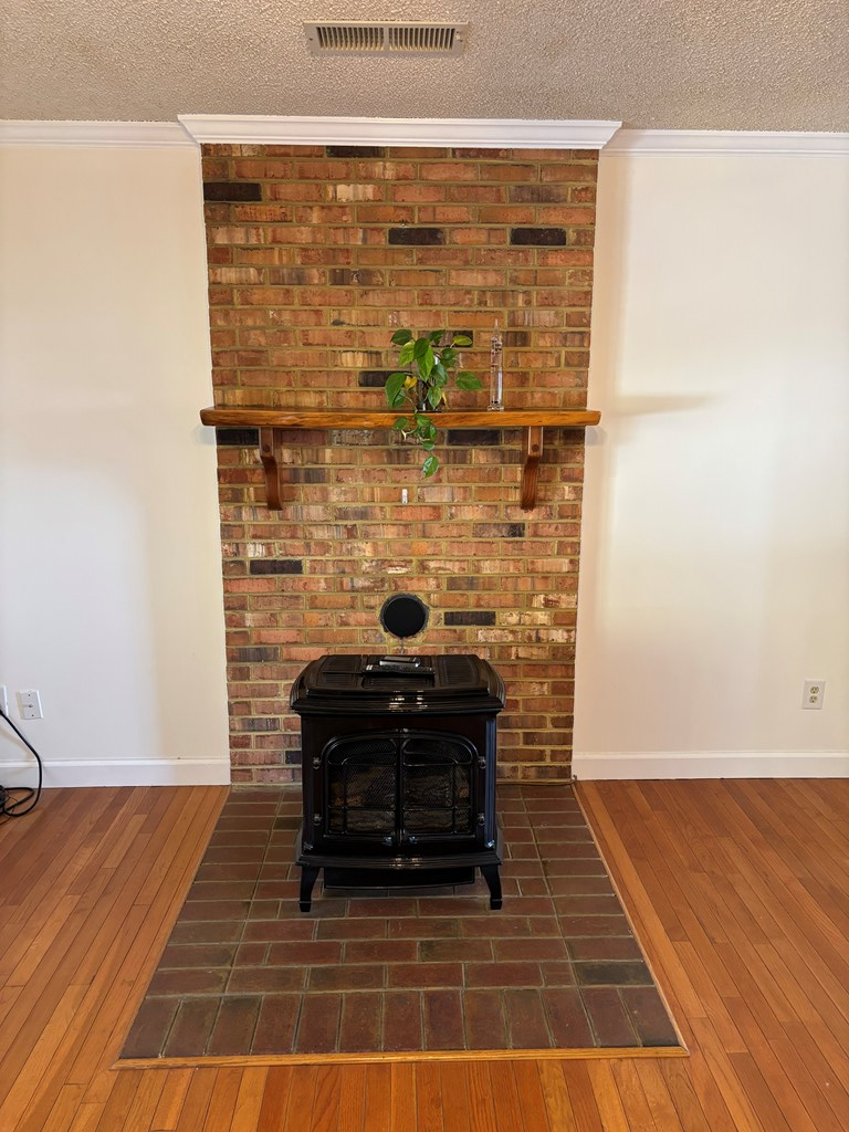 Machipongo, Virginia, 23405, United States, 3 Bedrooms Bedrooms, ,3 BathroomsBathrooms,Residential,For Sale,2003138