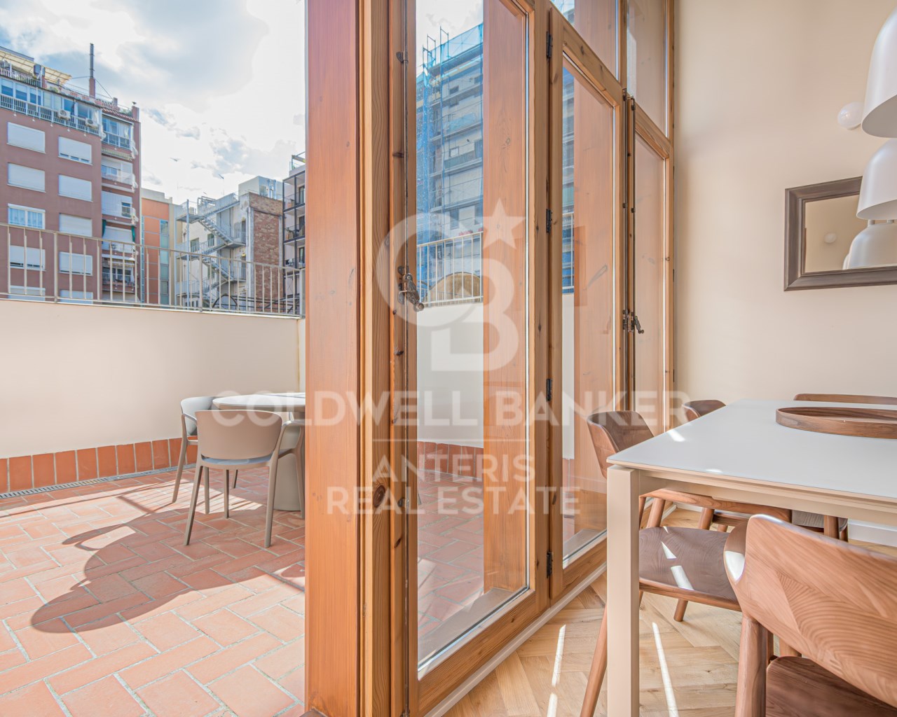 Barcelona, Catalonia, ES, 3 Bedrooms Bedrooms, ,2 BathroomsBathrooms,Residential,For Sale,1826735