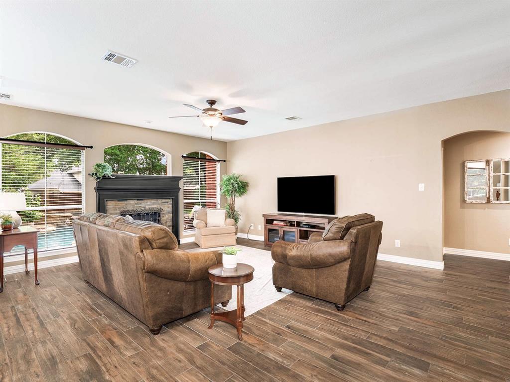 McKinney, Texas, 75072, United States, 4 Bedrooms Bedrooms, ,4 BathroomsBathrooms,Residential,For Sale,1940985