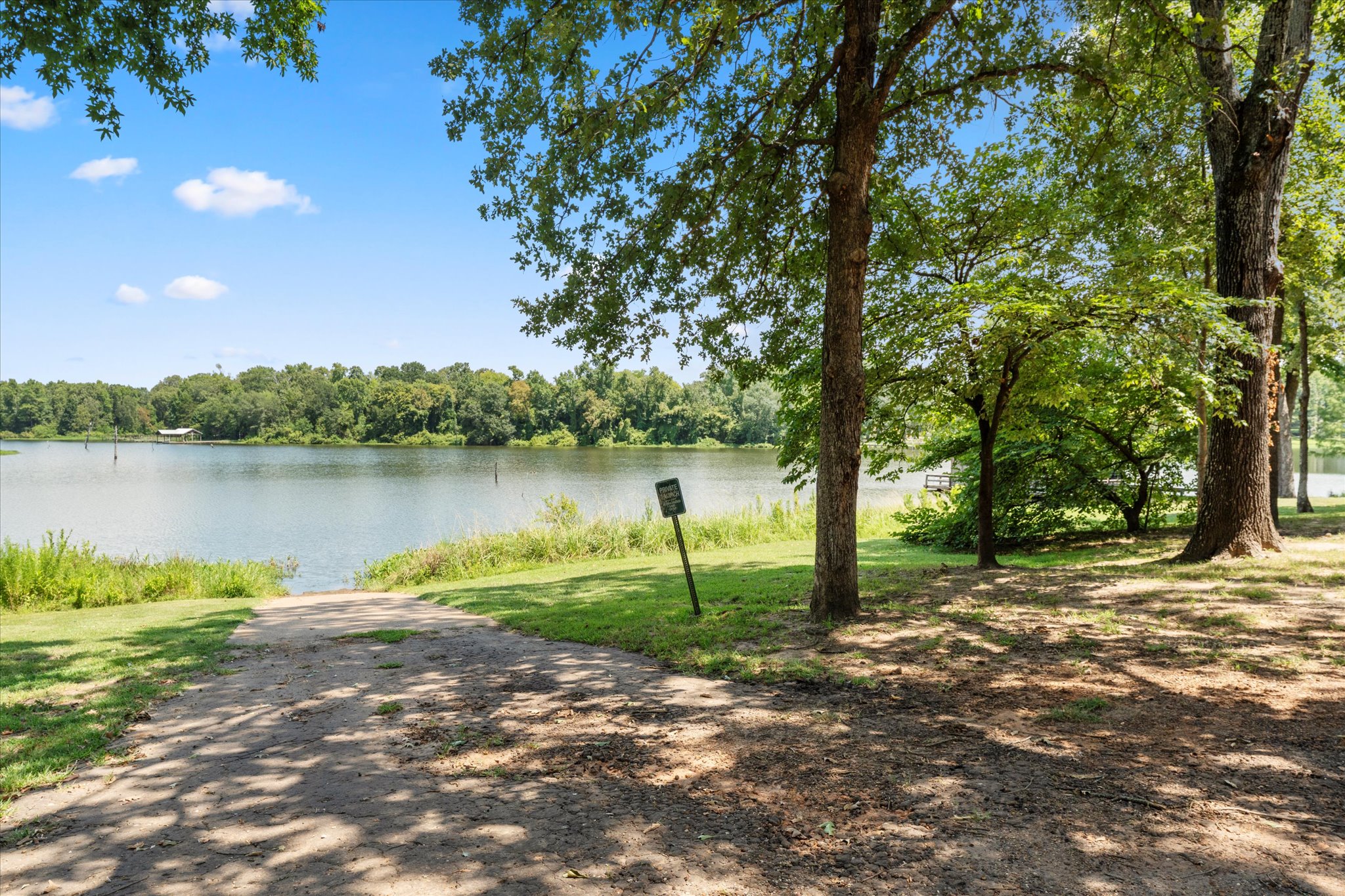 Yantis, Texas, 75497, United States, 3 Bedrooms Bedrooms, ,2 BathroomsBathrooms,Residential,For Sale,1921706