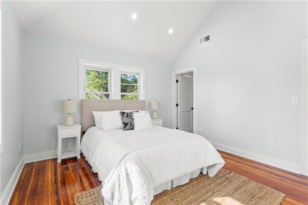 Warwick, Rhode Island, 02888, United States, 3 Bedrooms Bedrooms, ,3 BathroomsBathrooms,Residential,For Sale,2005578