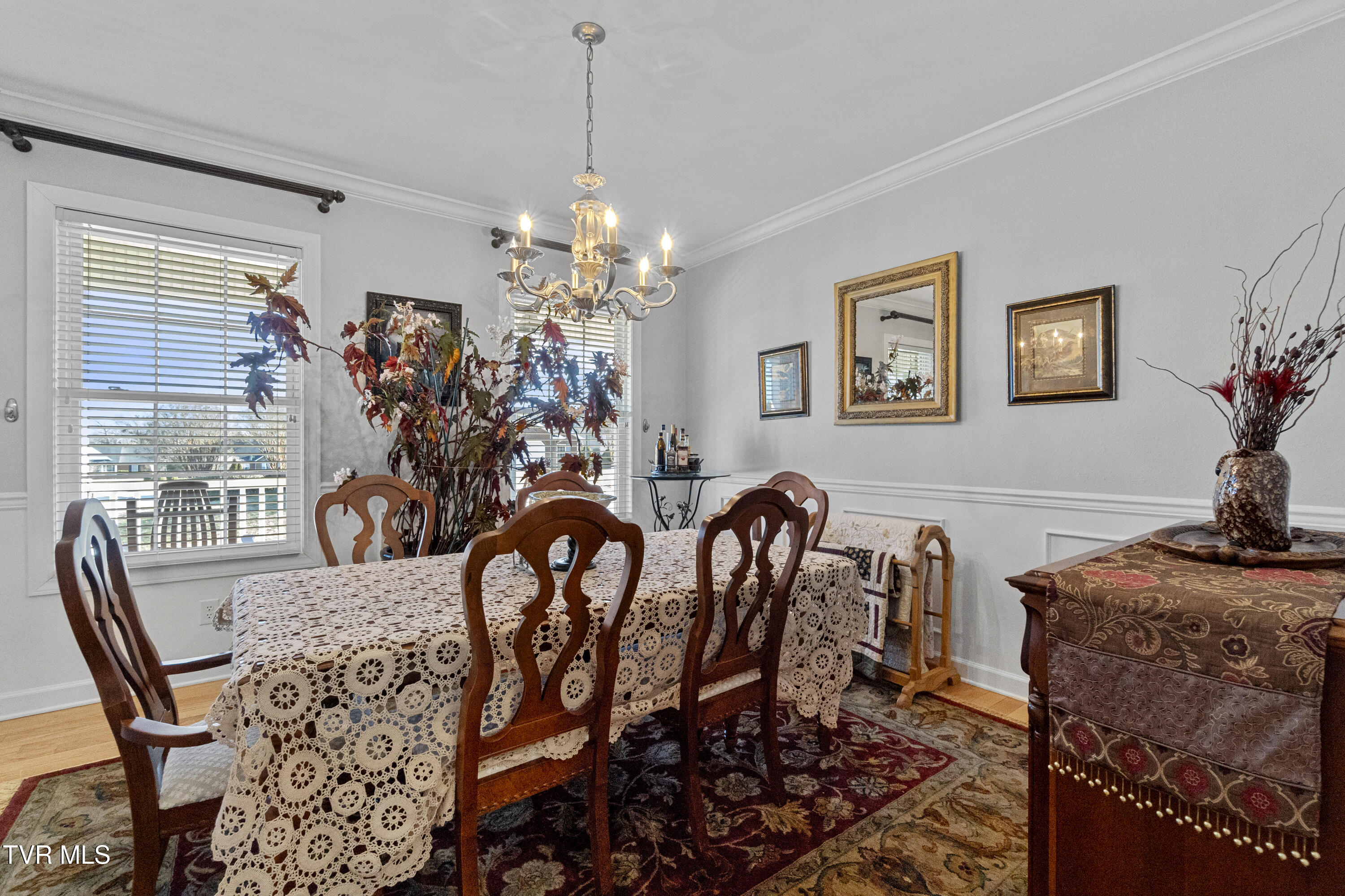 Greeneville, Tennessee, 37745, United States, 5 Bedrooms Bedrooms, ,5 BathroomsBathrooms,Residential,For Sale,2012581