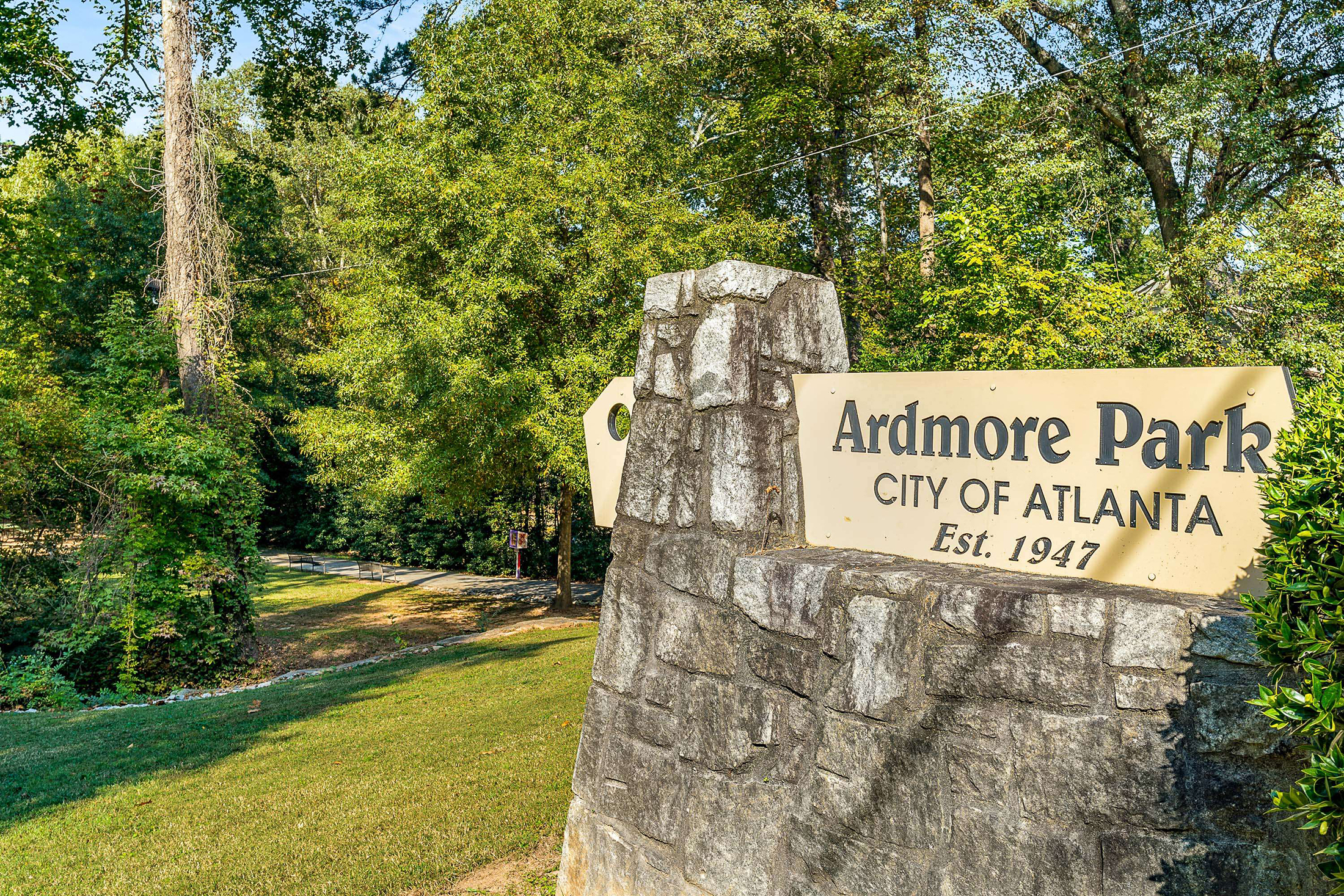  Beautiful, Light-filled Townhome in Historic Desirable Ardmore Park Neighborhood - 物件實景