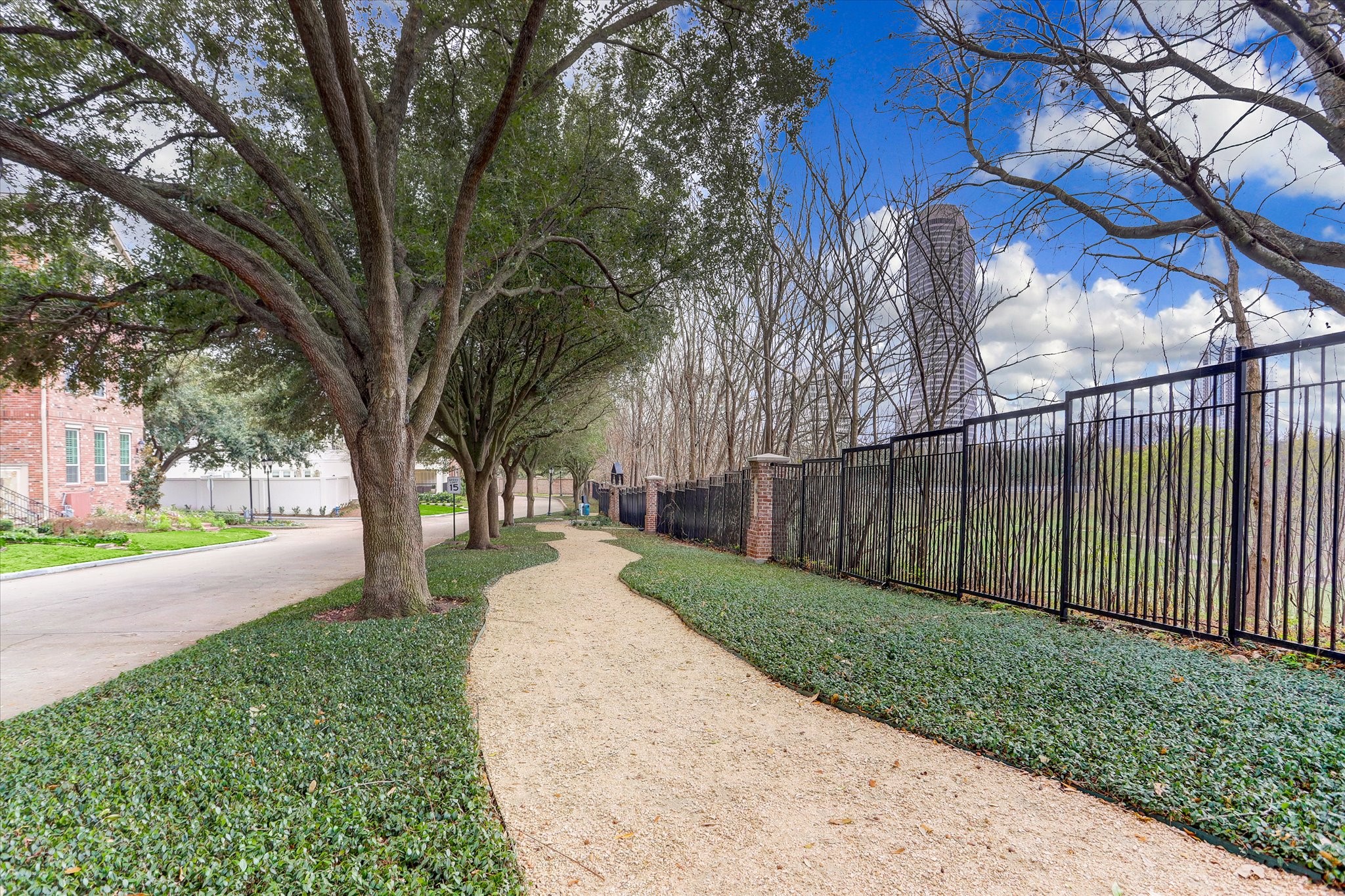  3339 Green Tree Park - 物件實景