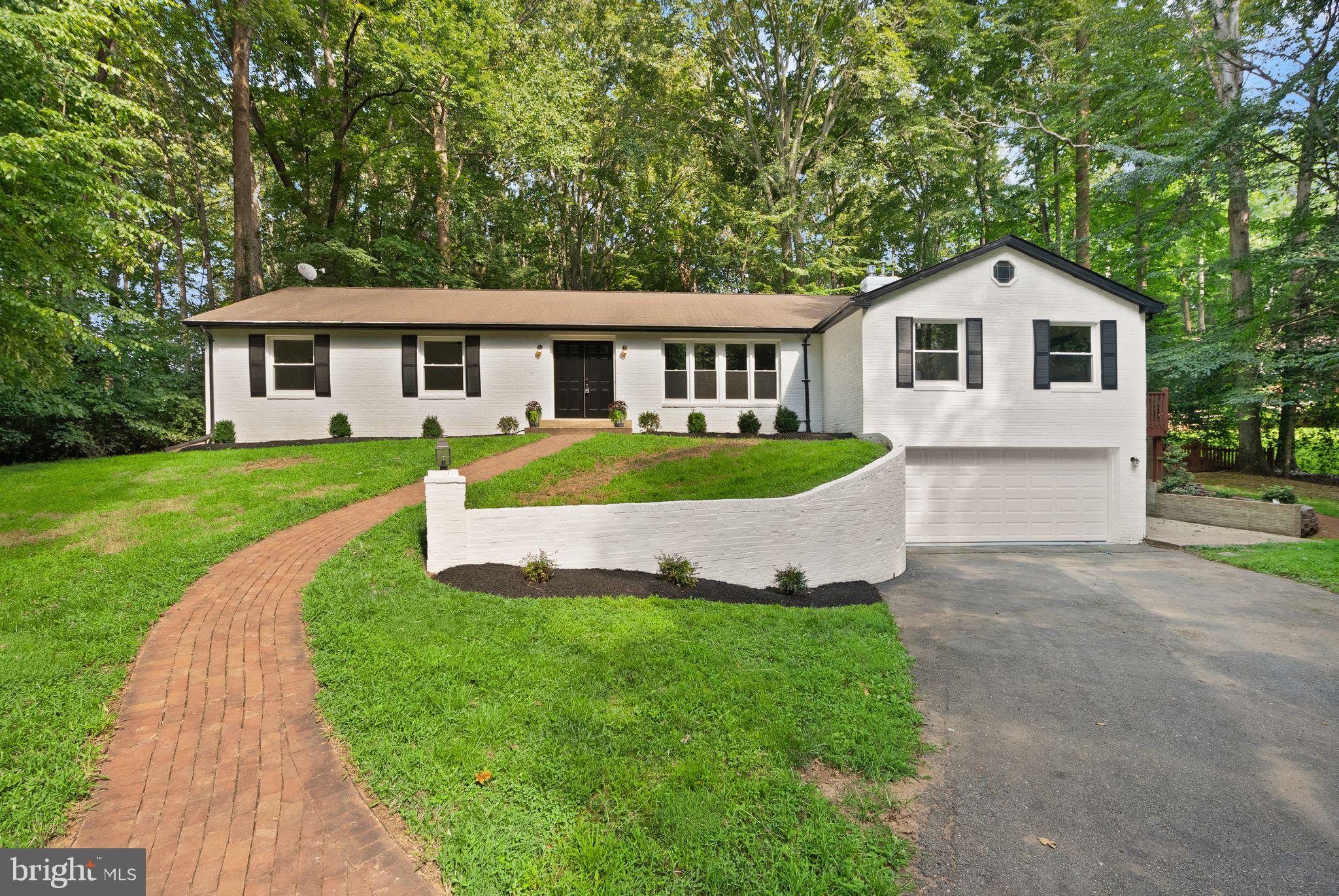 Woodbridge, Virginia, 22193, United States, 6 Bedrooms Bedrooms, ,3 BathroomsBathrooms,Residential,For Sale,1900588