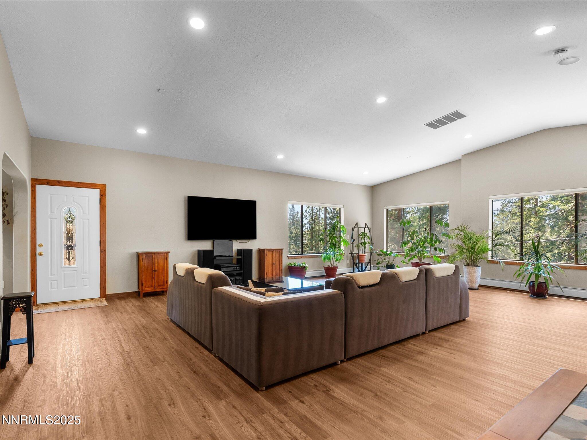 Zephyr Cove, Nevada, 89448, United States, 6 Bedrooms Bedrooms, ,6 BathroomsBathrooms,Residential,For Sale,1848960