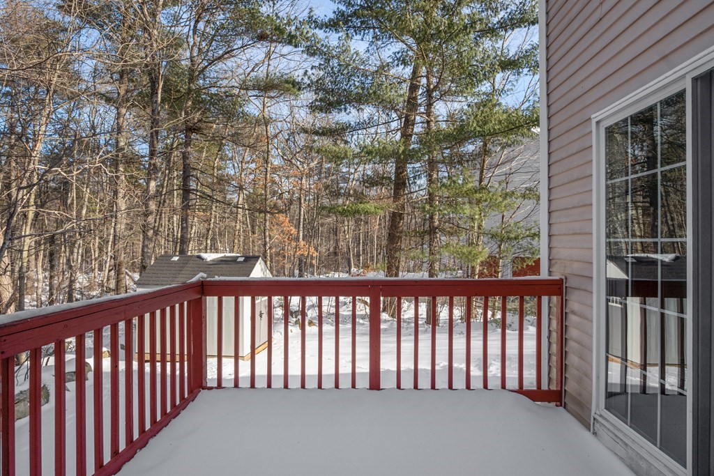 Hooksett, New Hampshire, 03106, United States, 3 Bedrooms Bedrooms, ,3 BathroomsBathrooms,Residential,For Sale,1930253