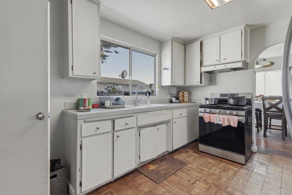 Seaside, California, 93955, United States, 3 Bedrooms Bedrooms, ,1 BathroomBathrooms,Residential,For Sale,2048589