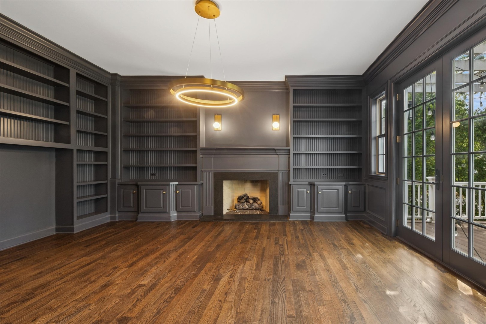 Hinsdale, Illinois, 60521, United States, 6 Bedrooms Bedrooms, ,8 BathroomsBathrooms,Residential,For Sale,1939484