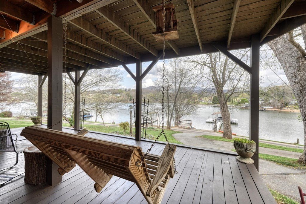 Hayesville, North Carolina, 28904, United States, 3 Bedrooms Bedrooms, ,4 BathroomsBathrooms,Residential,For Sale,1758410