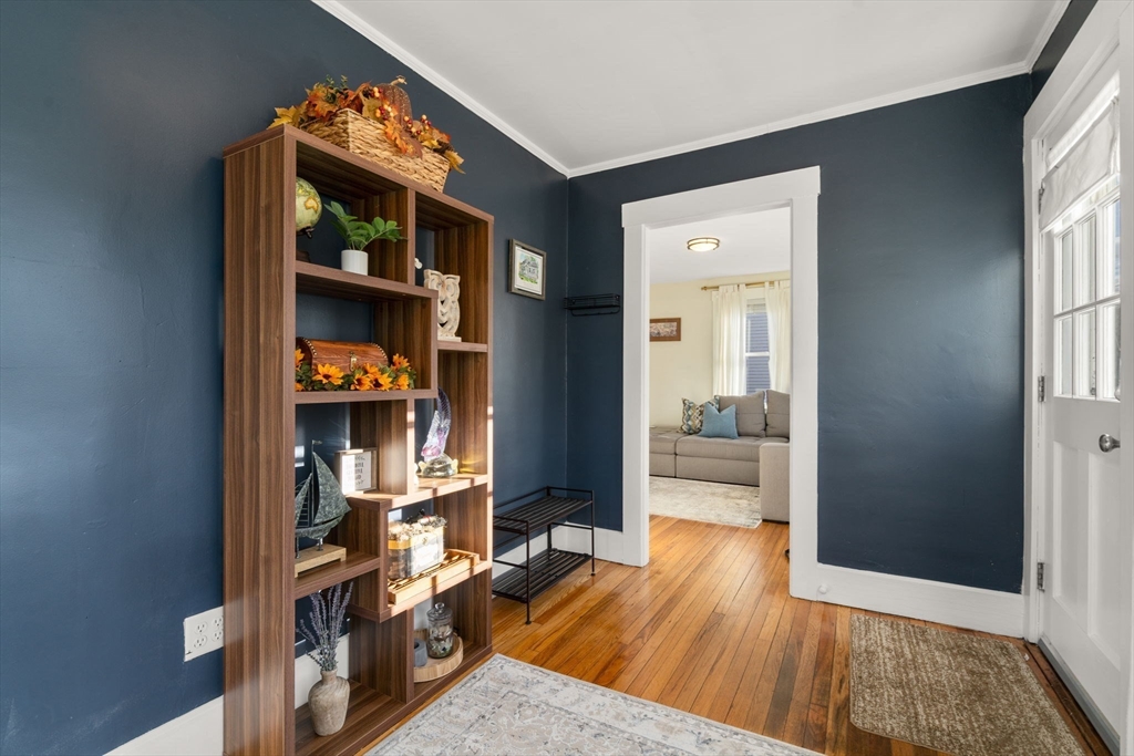 Maynard, Massachusetts, 01754, United States, 3 Bedrooms Bedrooms, ,2 BathroomsBathrooms,Residential,For Sale,1994472