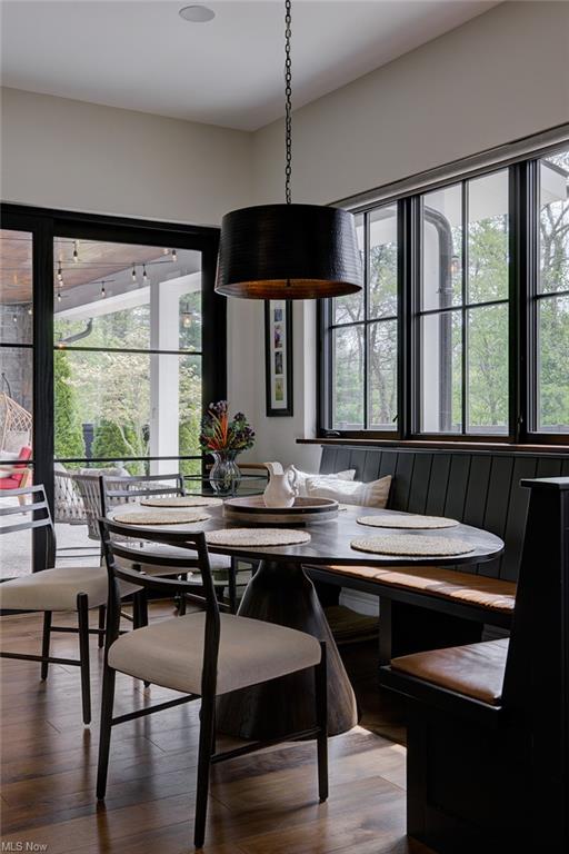 Williamstown, West Virginia, 26187, United States, 5 Bedrooms Bedrooms, ,8 BathroomsBathrooms,Residential,For Sale,1980118