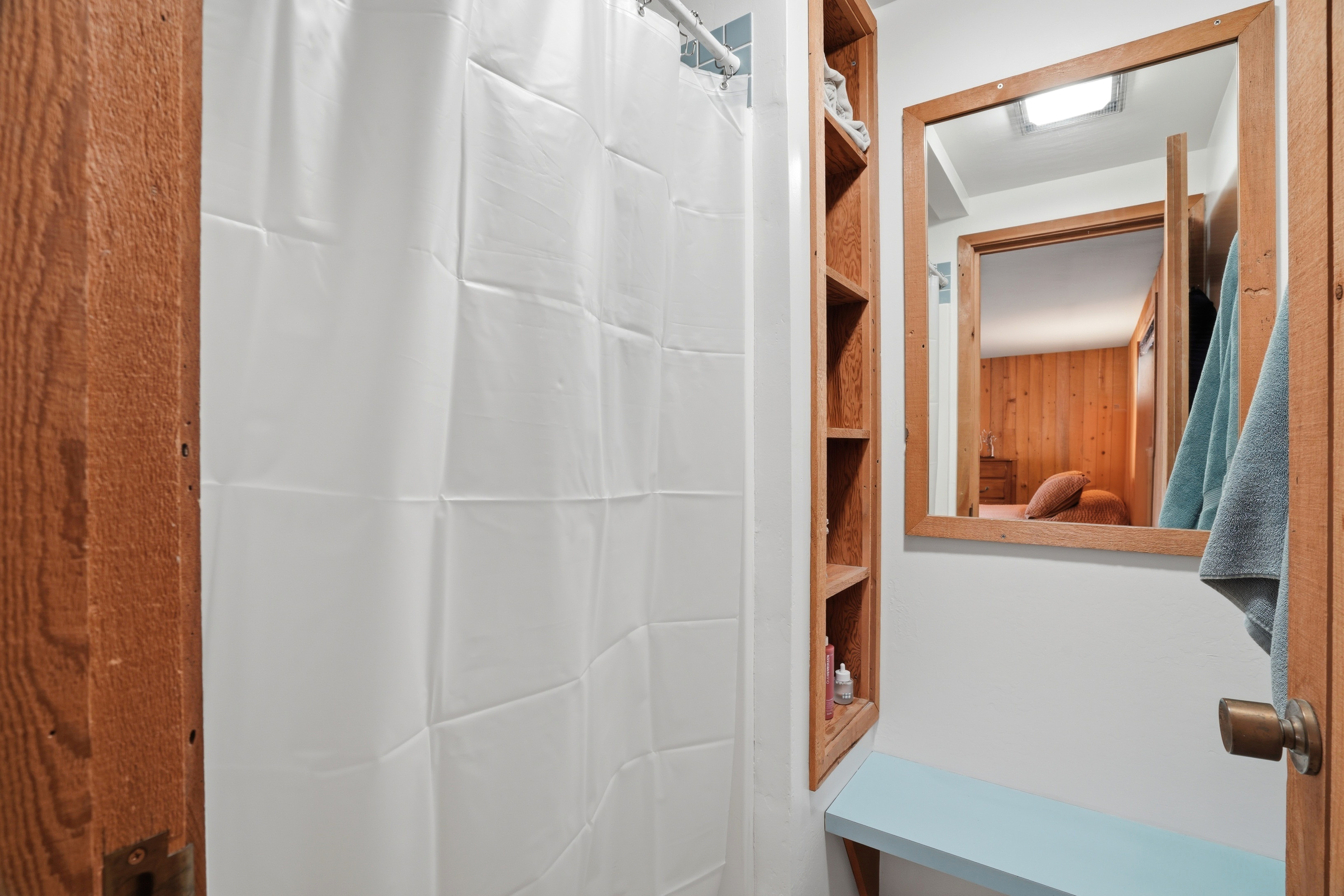  Single-Level Rancher in Coveted Neighborhood - 物件實景