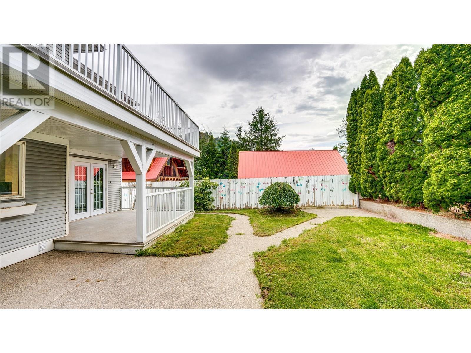 LUMBY, British Columbia, V0E 2G5, CA, 3 Bedrooms Bedrooms, ,2 BathroomsBathrooms,Residential,For Sale,1906205