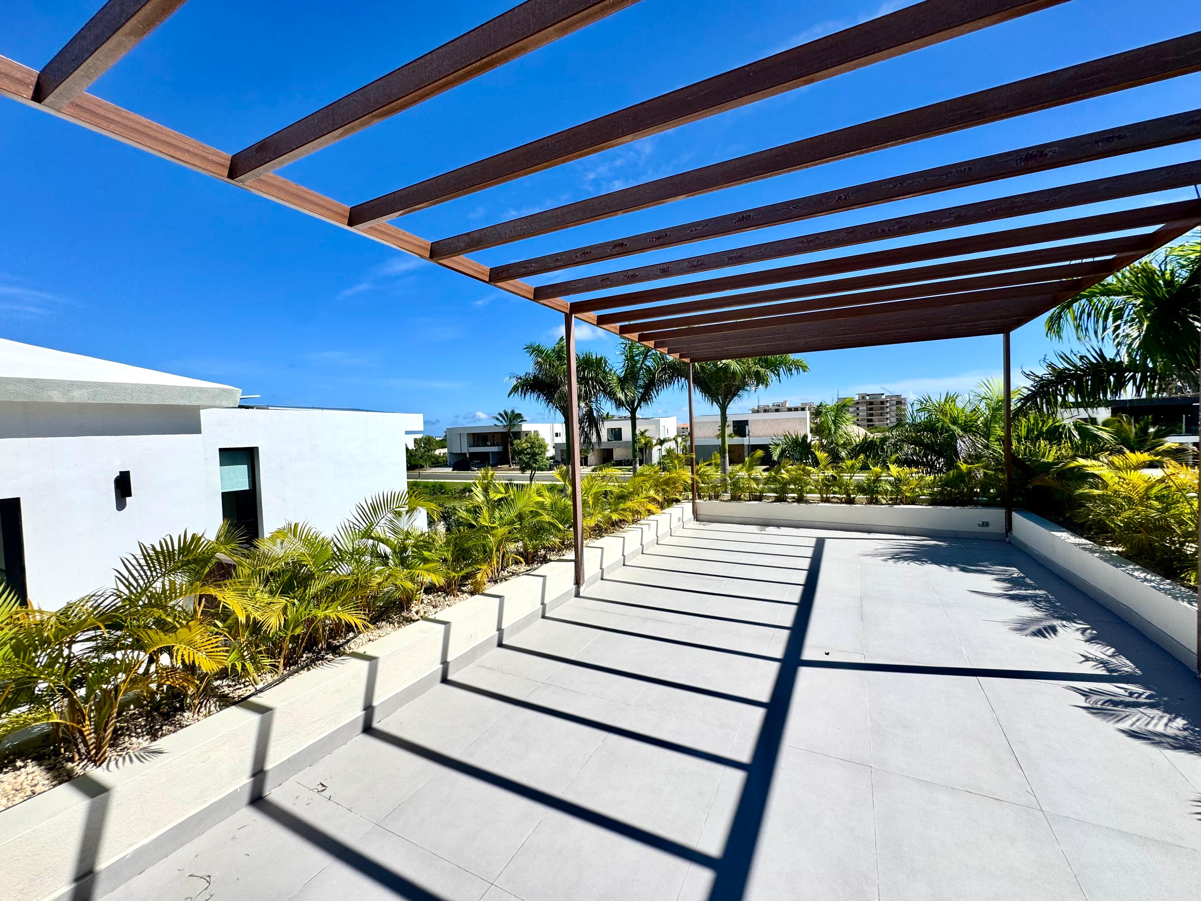 Punta Cana, DO, 4 Bedrooms Bedrooms, ,5 BathroomsBathrooms,Residential,For Sale,1996015