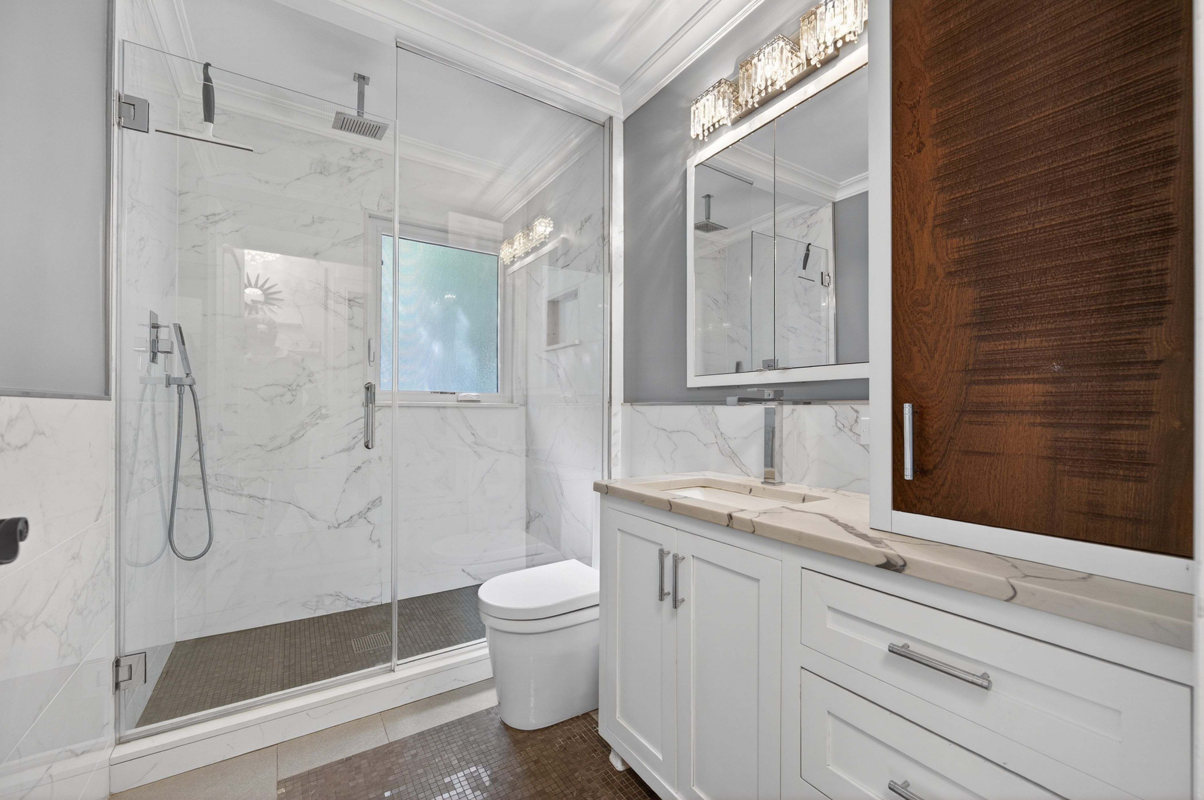  16 Warwick Place, Port Washington, NY, 11050 - 物件實景