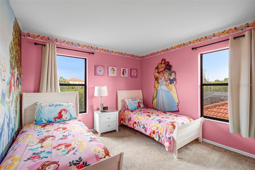 Clermont, Florida, 34714, United States, 5 Bedrooms Bedrooms, ,4 BathroomsBathrooms,Residential,For Sale,1947798