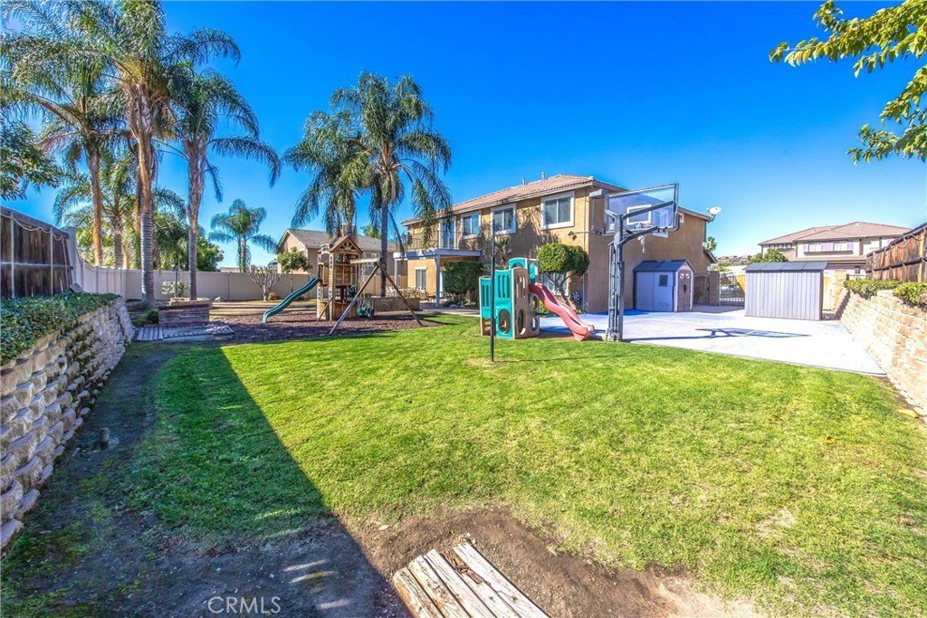 Highland, California, 92346, United States, 5 Bedrooms Bedrooms, ,5 BathroomsBathrooms,Residential,For Sale,1989882