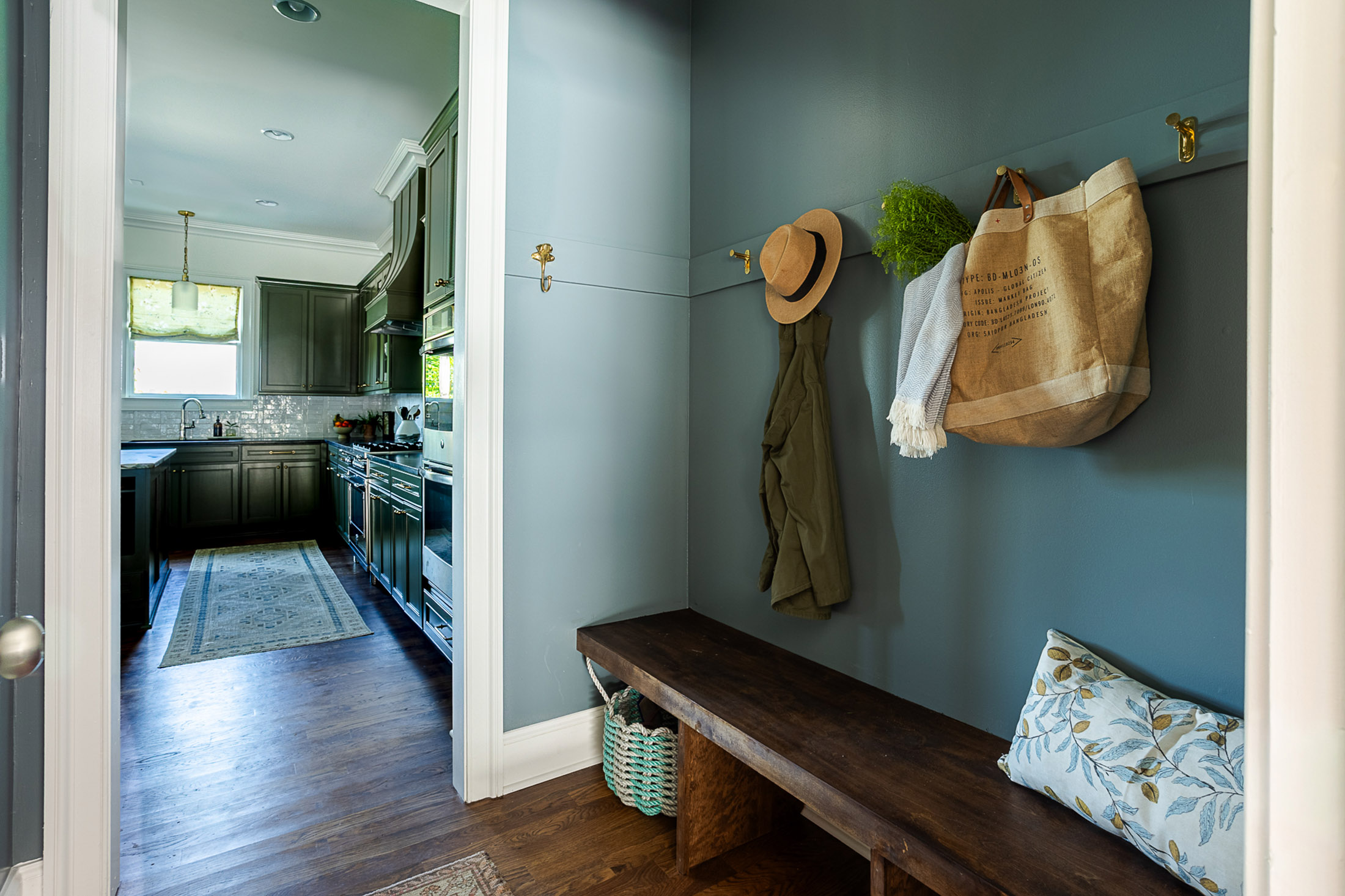  Stunning Designer Transformed Home in Sought-after Gated Vinings Community - 物件實景