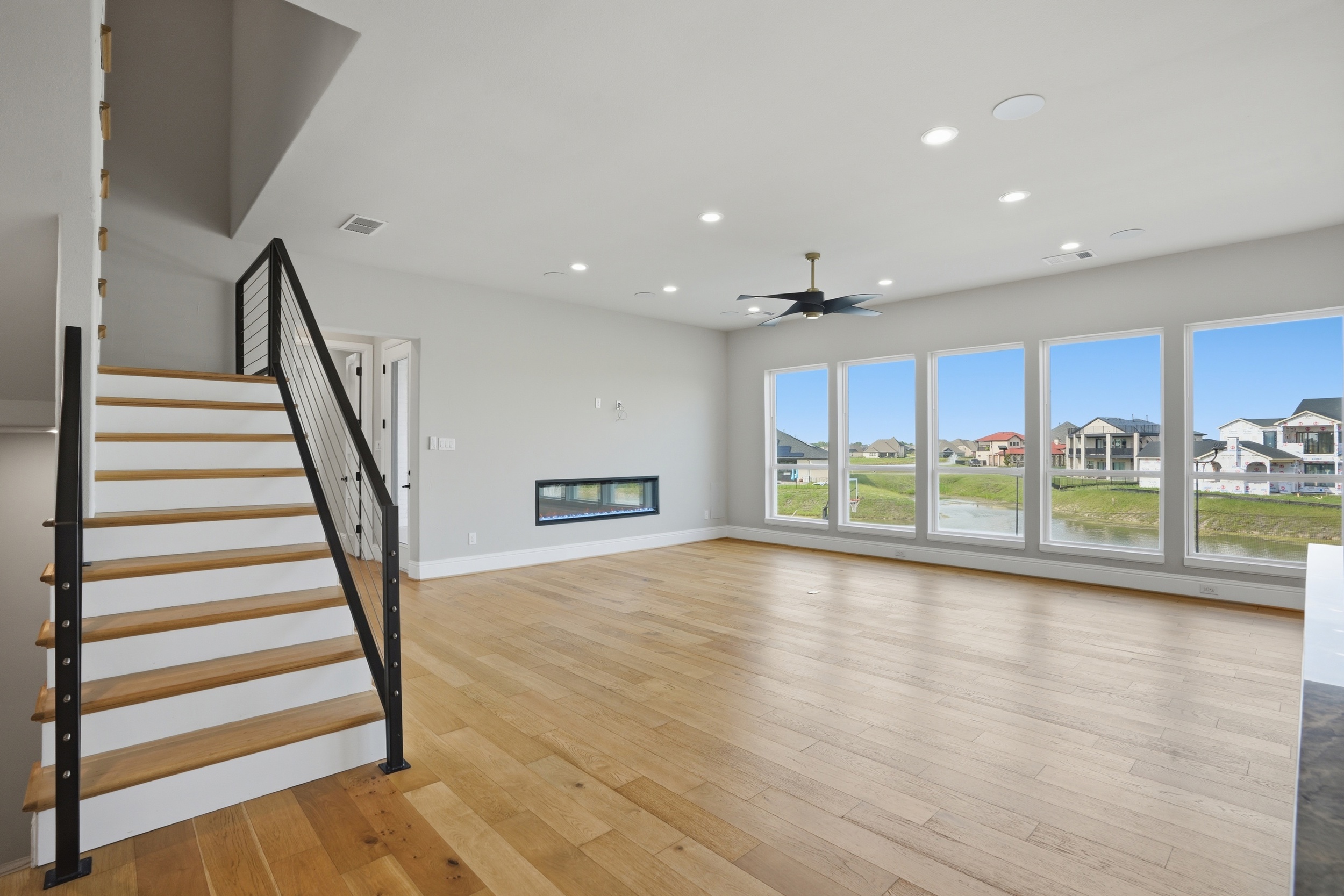  7/5 off Lake Ray Hubbard in Forney with Pool and Pickleball Courts - 物件實景