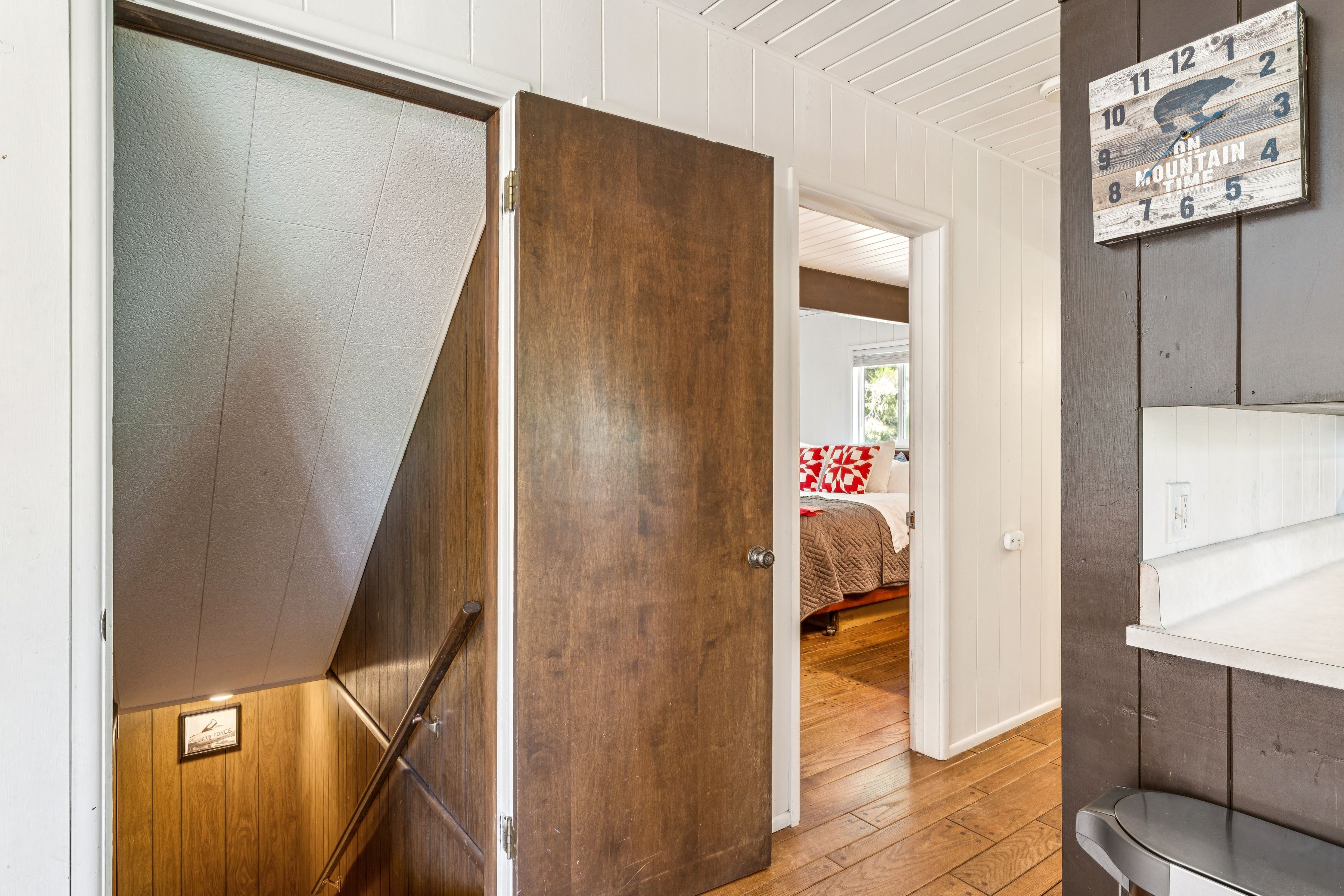 686 Grass Valley Road, Lake Arrowhead, CA 92352 - 物件實景