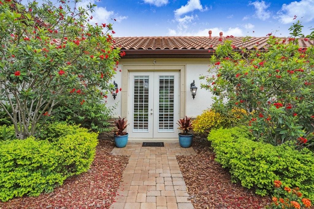 Tampa, Florida, 33626, United States, 4 Bedrooms Bedrooms, ,4 BathroomsBathrooms,Residential,For Sale,1827549