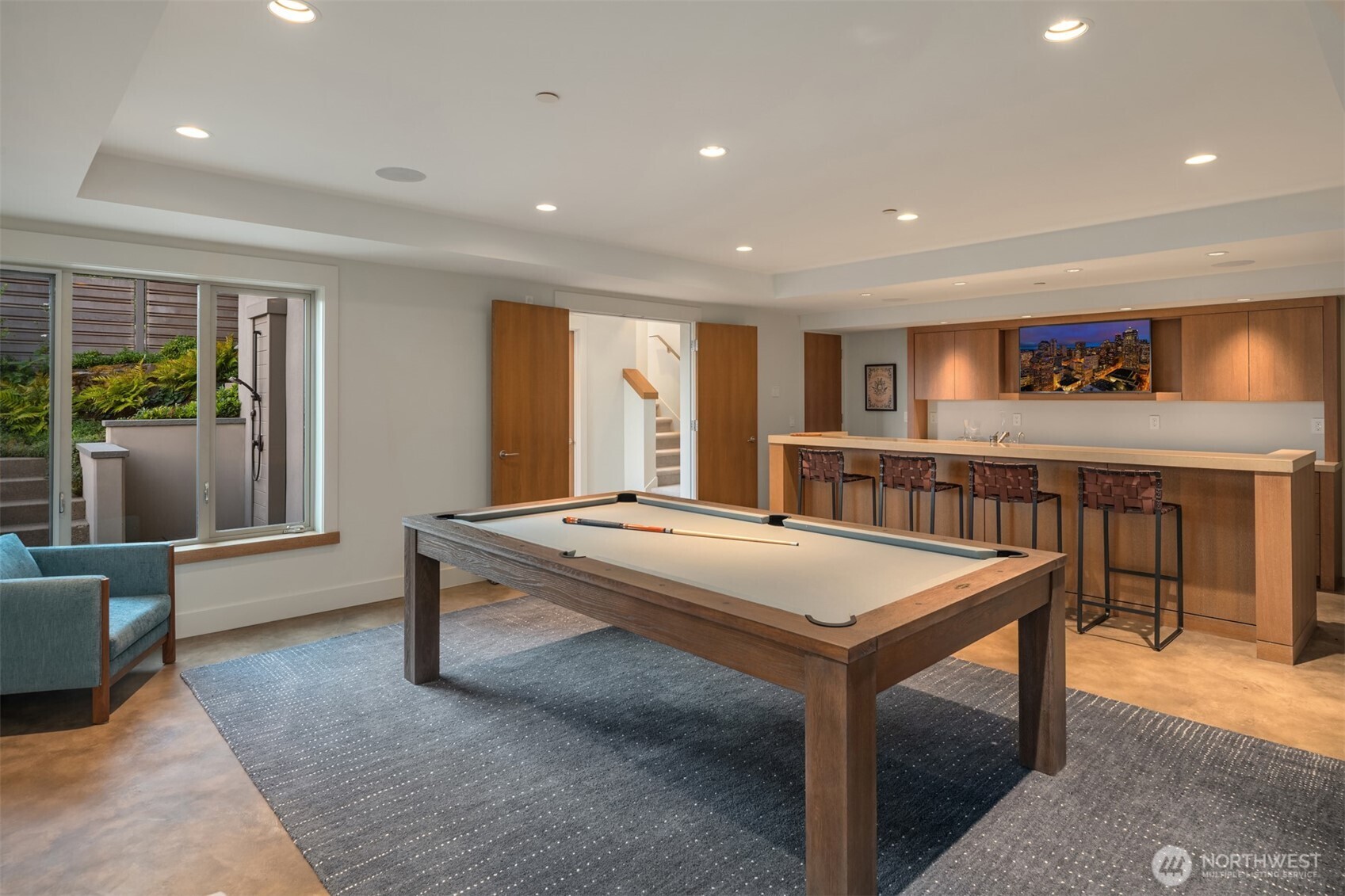 Seattle, Washington, 98105, United States, 6 Bedrooms Bedrooms, ,5 BathroomsBathrooms,Residential,For Sale,1993389