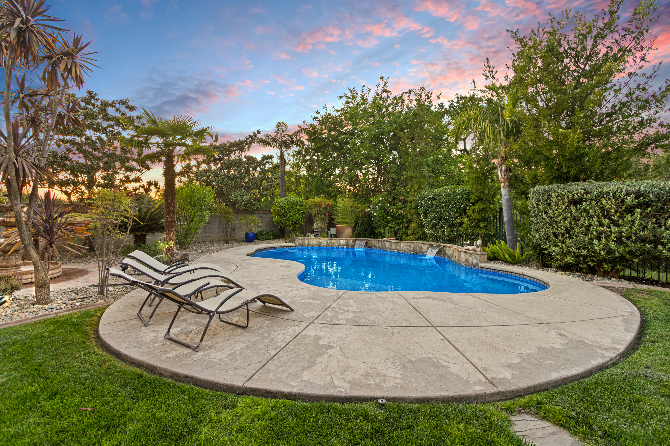  1864 Avondale Drive, Roseville, CA 95747 - 物件實景