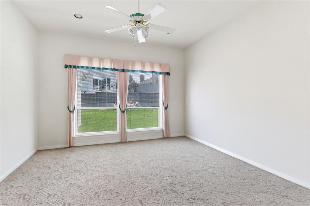 Arlington, Texas, 76006, United States, 4 Bedrooms Bedrooms, ,5 BathroomsBathrooms,Residential,For Sale,1976961