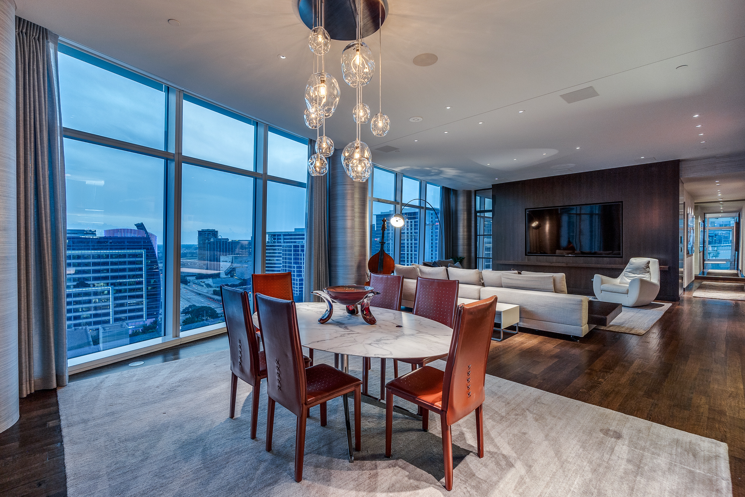  Sophisticated Museum Tower Residence Overlooking Klyde Warren Park - 物件實景