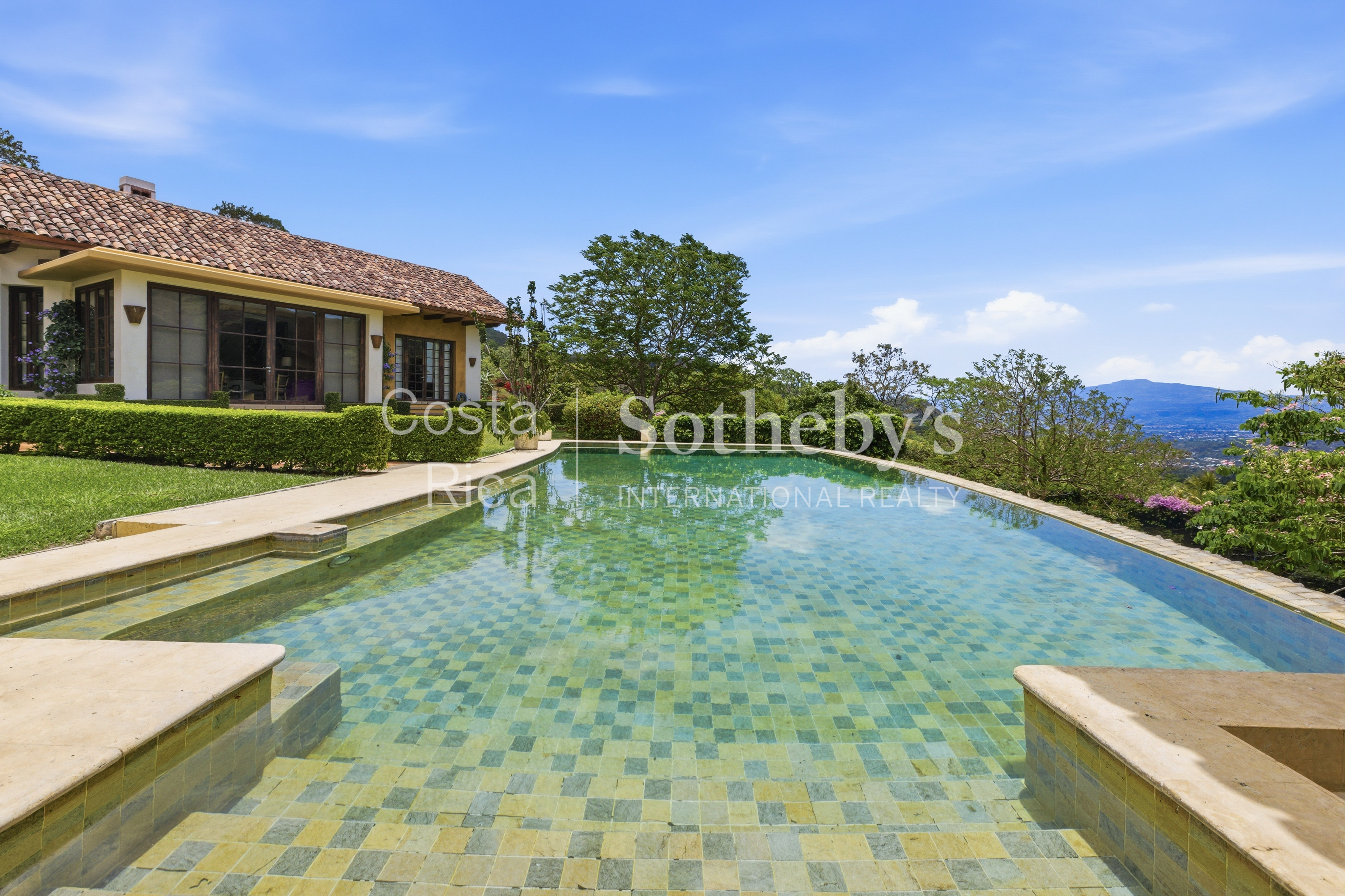  The Andalusian Estate  Equestrian Retreat in Santa Ana - 物件實景