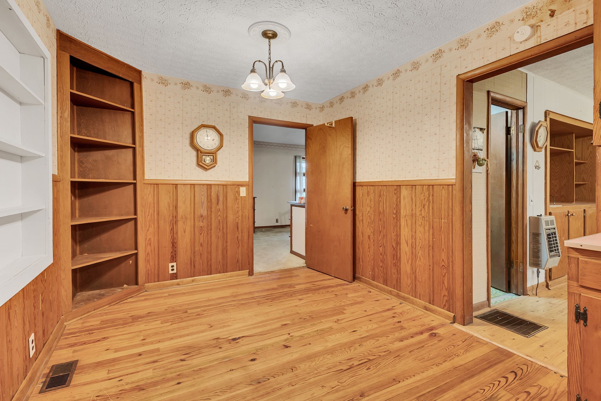  25484 Nick Davis Road - 物件實景