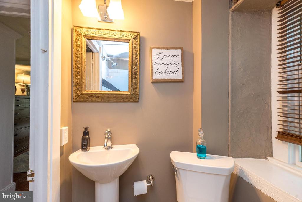 Ottsville, Pennsylvania, 18942, United States, 3 Bedrooms Bedrooms, ,3 BathroomsBathrooms,Residential,For Sale,1950550