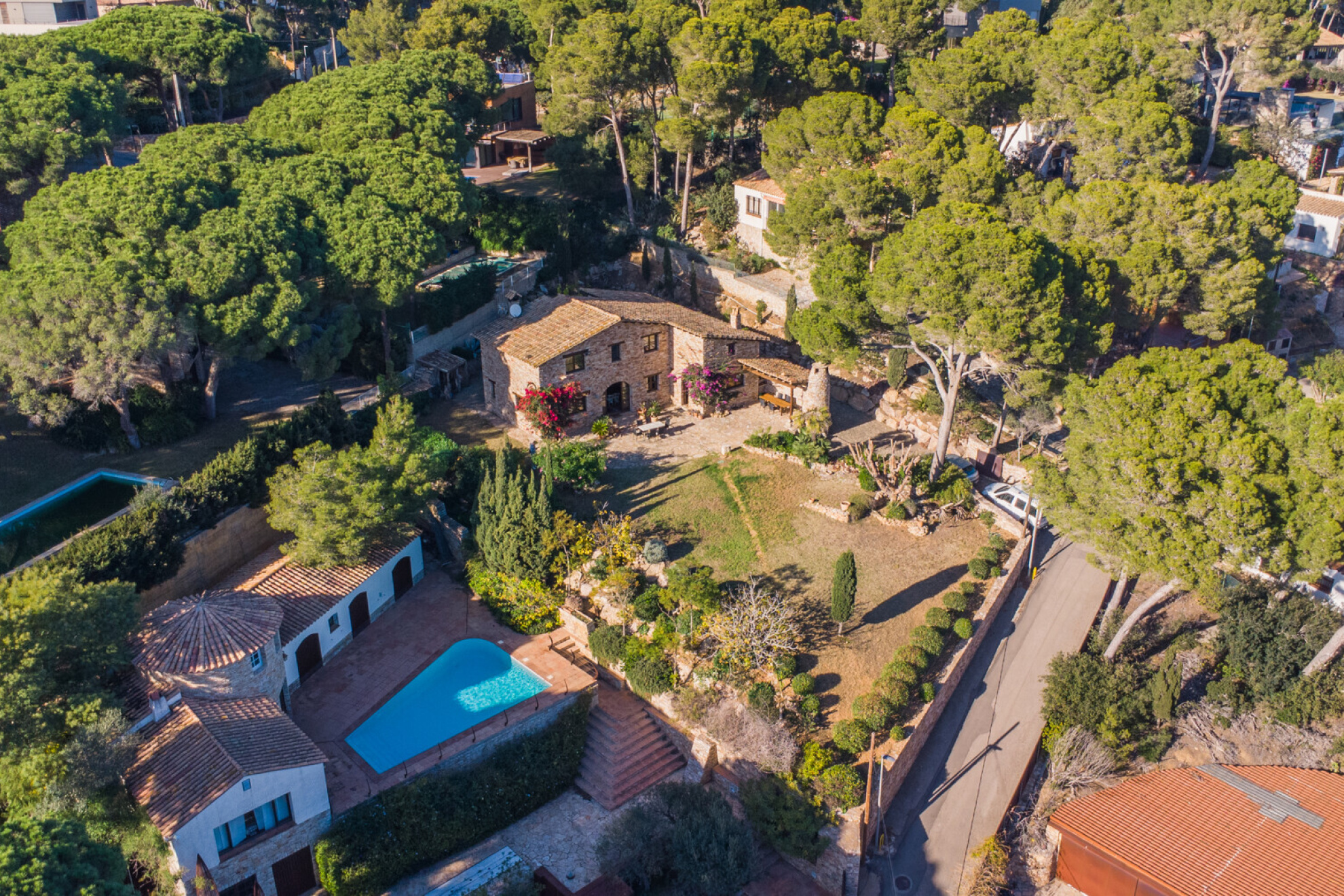  Unique property with sea views in Sa Riera, Begur - 物件實景