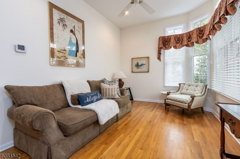 Far Hills Boro, New Jersey, 07931, United States, 2 Bedrooms Bedrooms, ,3 BathroomsBathrooms,Residential,For Sale,1934614