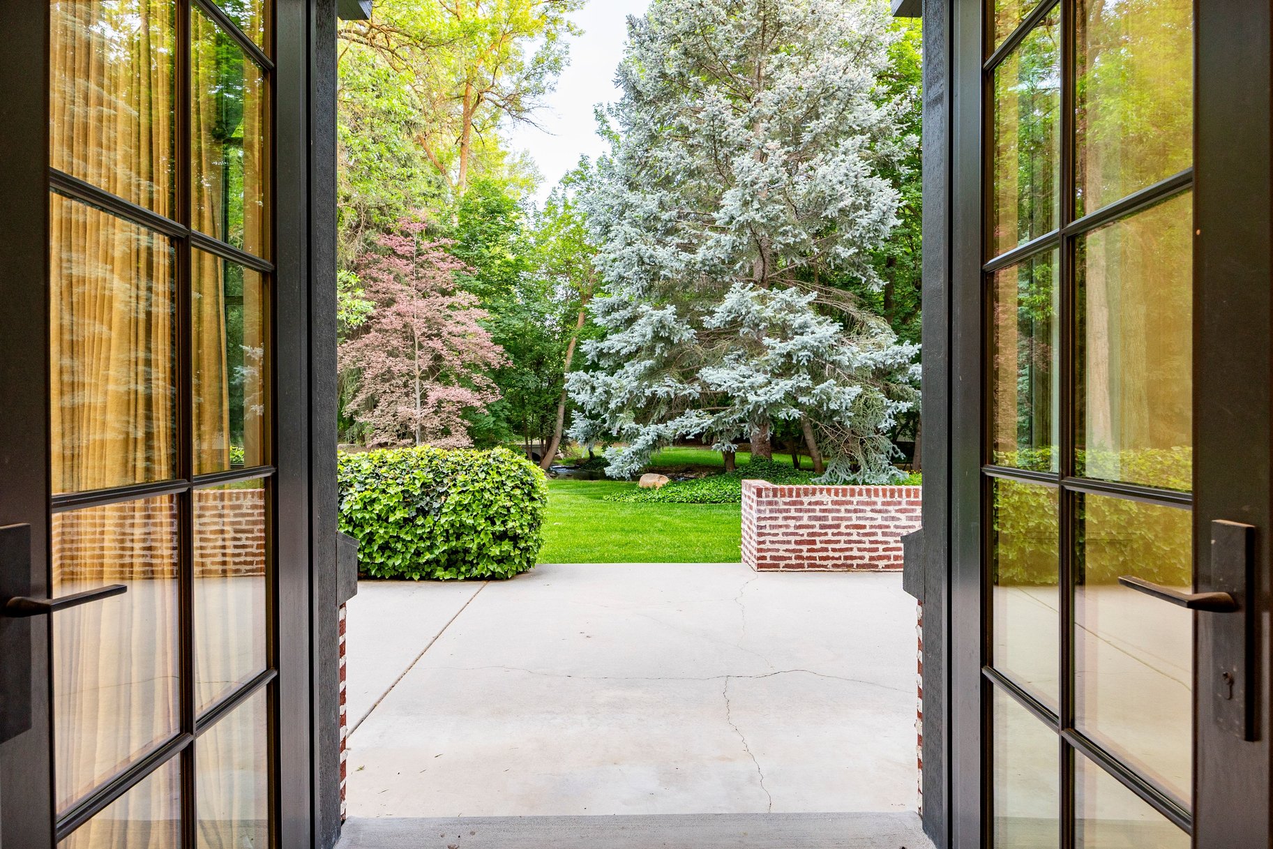 Stunning Tudor Estate in Premier Walker Lane Neighborhood - 物件實景