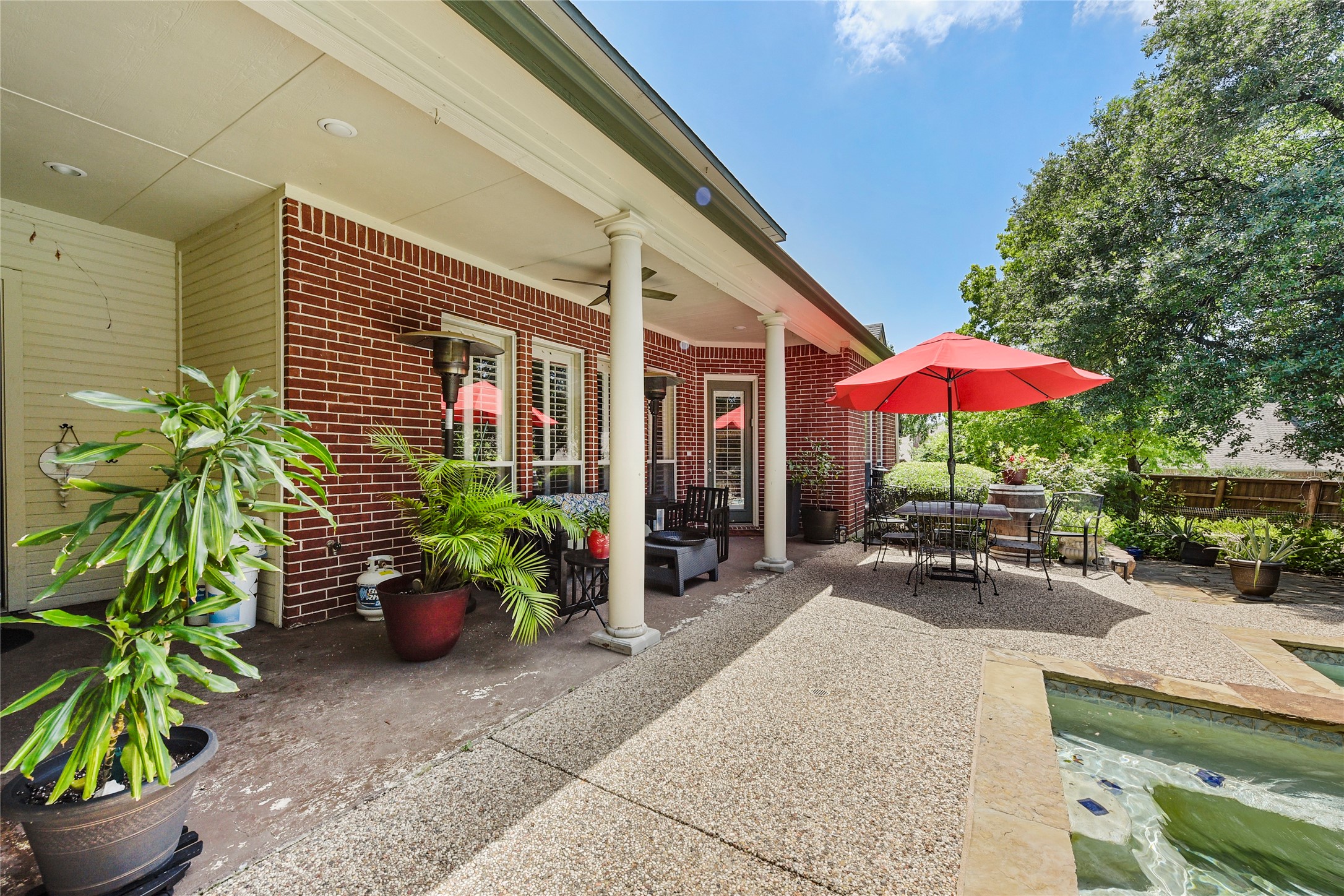 Heath, Texas, 75032, United States, 4 Bedrooms Bedrooms, ,3 BathroomsBathrooms,Residential,For Sale,1829391