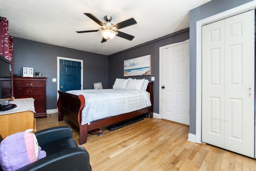 Revere, Massachusetts, 02151, United States, 3 Bedrooms Bedrooms, ,2 BathroomsBathrooms,Residential,For Sale,1942979