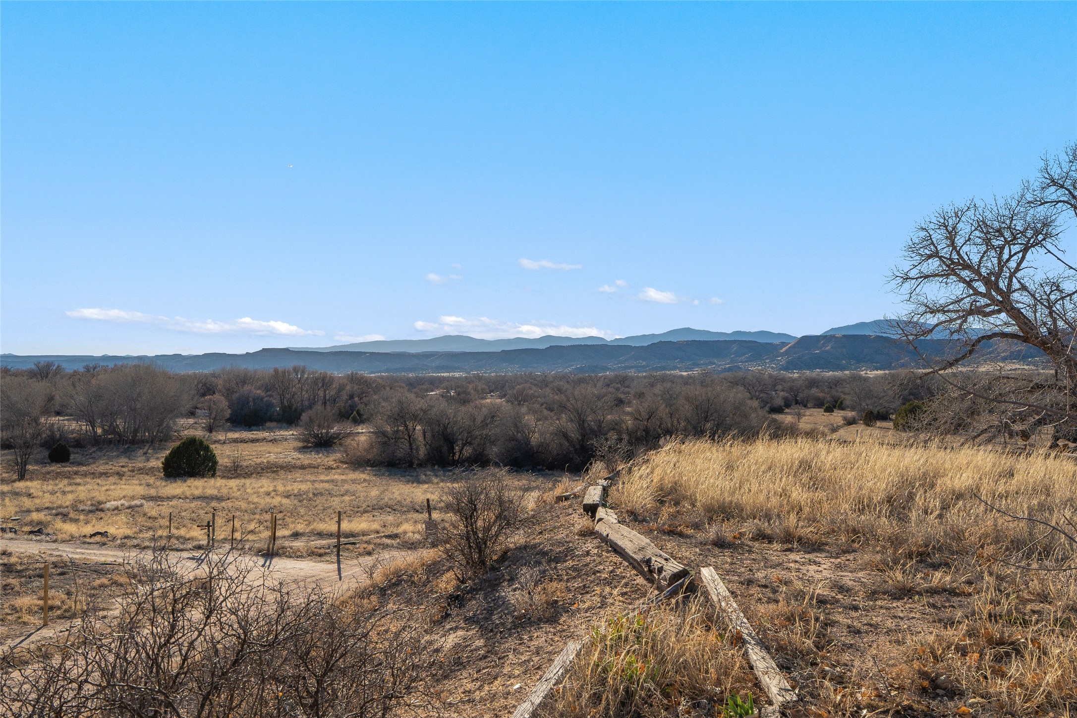  76 & 78 County Road 114 - 物件實景