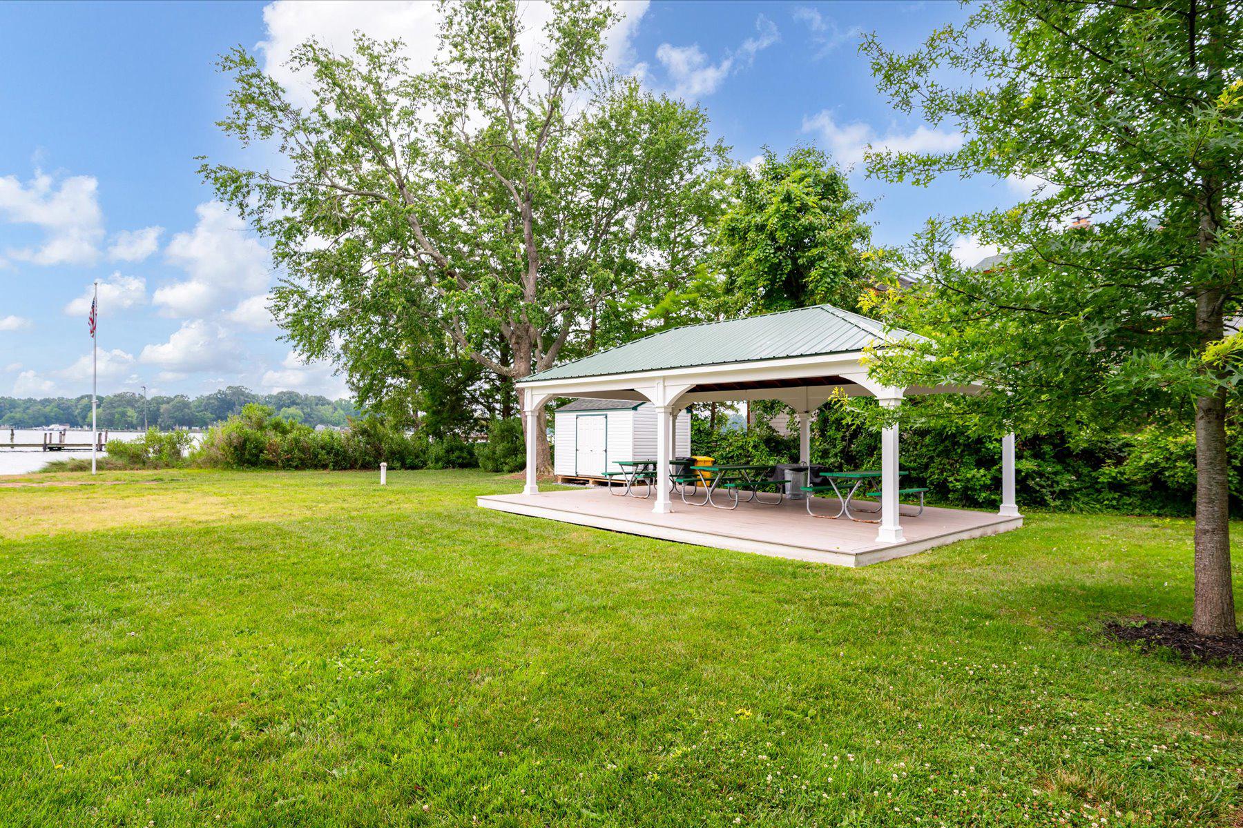  4909 Olive Street, Shady Side, MD, 20764 - 物件實景