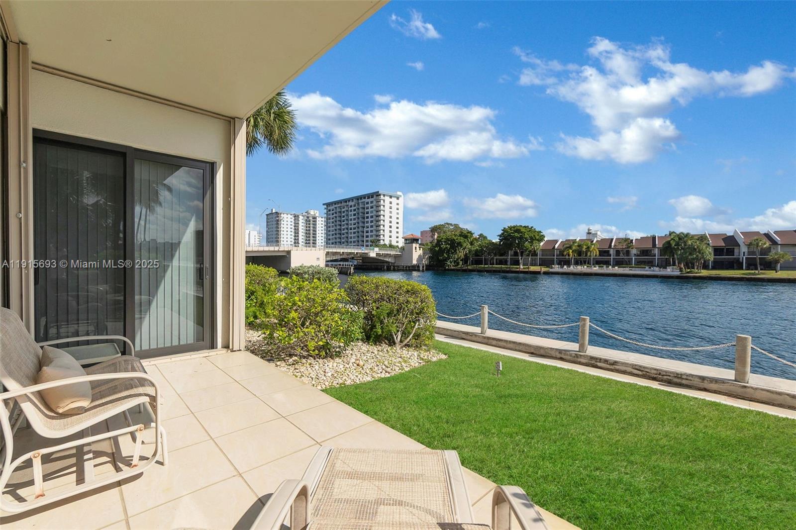 Pompano Beach, Florida, 33062, United States, 2 Bedrooms Bedrooms, ,2 BathroomsBathrooms,Residential,For Sale,1996821