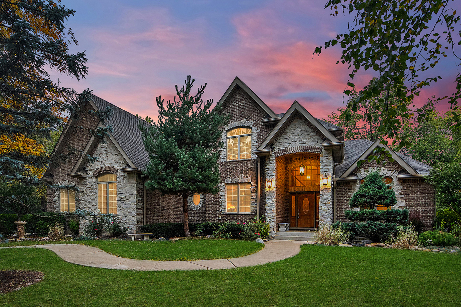 New Lenox, Illinois, 60451, United States, 4 Bedrooms Bedrooms, ,3 BathroomsBathrooms,Residential,For Sale,1974634