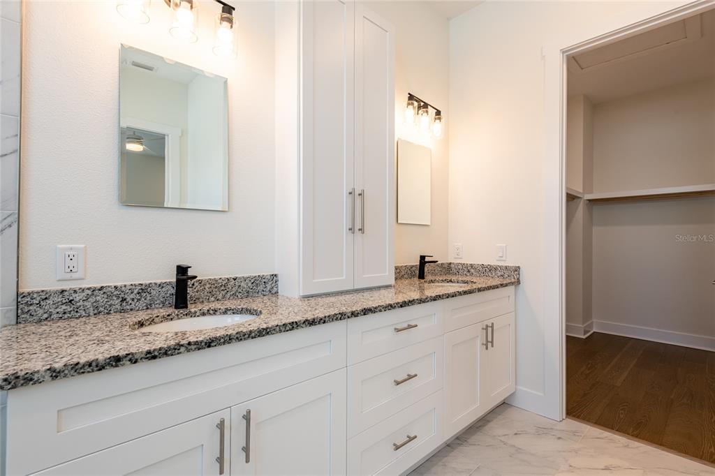 Dunedin, Florida, 34698, United States, 3 Bedrooms Bedrooms, ,3 BathroomsBathrooms,Residential,For Sale,1975288