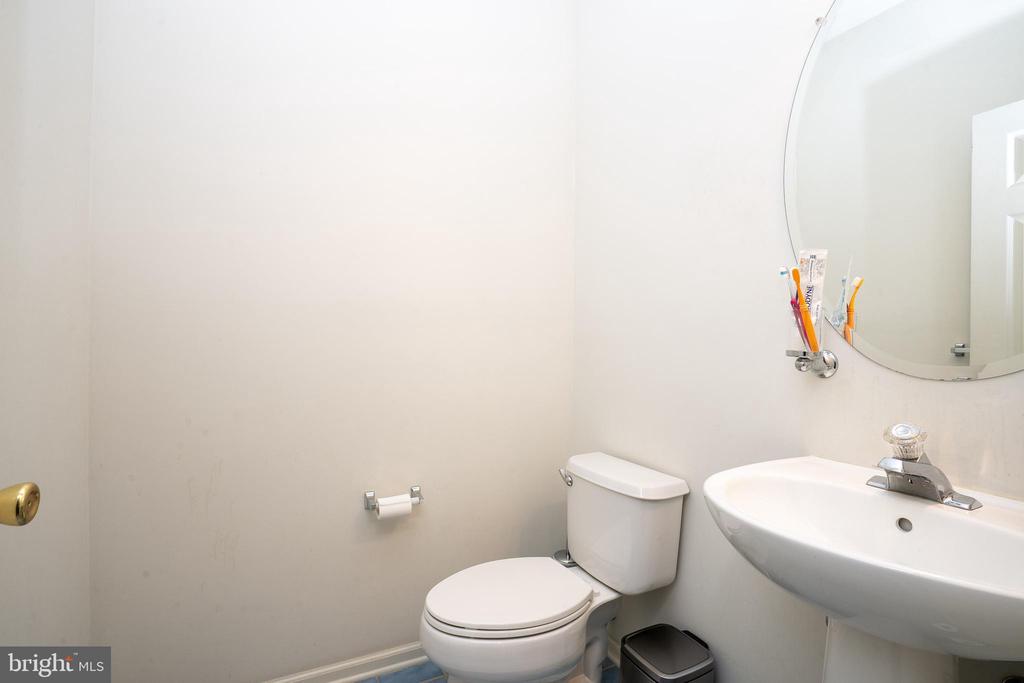 Plainsboro, New Jersey, 08536, United States, 4 Bedrooms Bedrooms, ,6 BathroomsBathrooms,Residential,For Sale,2008858