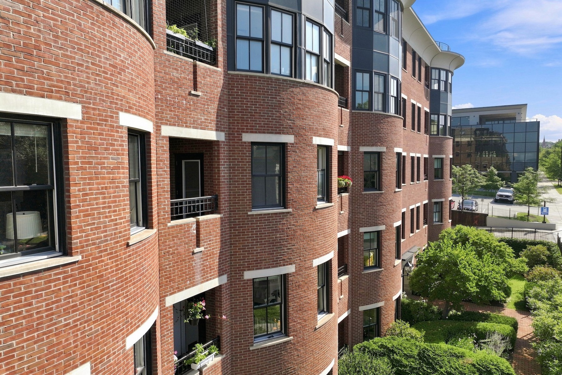  40 College Street - 物件實景