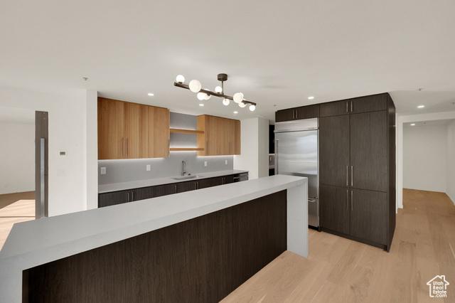 Salt Lake City, Utah, 84101, United States, 3 Bedrooms Bedrooms, ,3 BathroomsBathrooms,Residential,For Sale,1982809