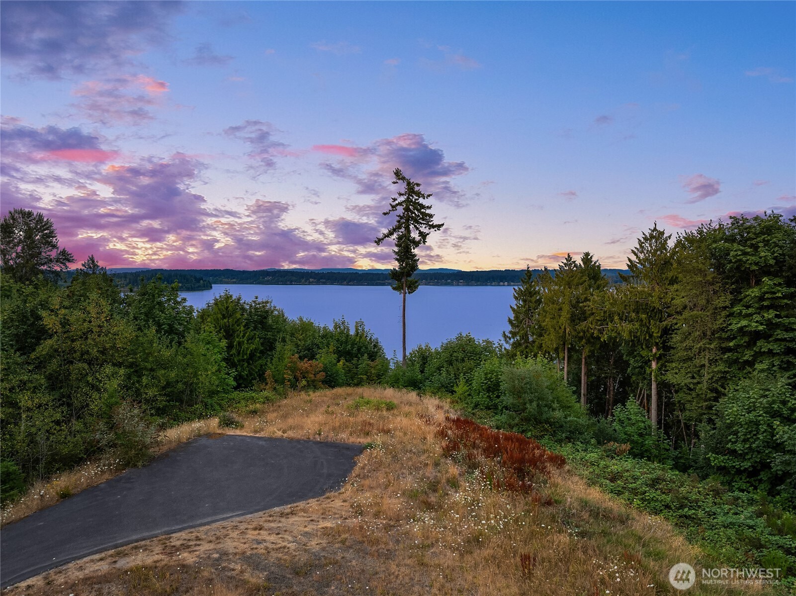Poulsbo, Washington, 98370, United States, 3 Bedrooms Bedrooms, ,3 BathroomsBathrooms,Residential,For Sale,1908290