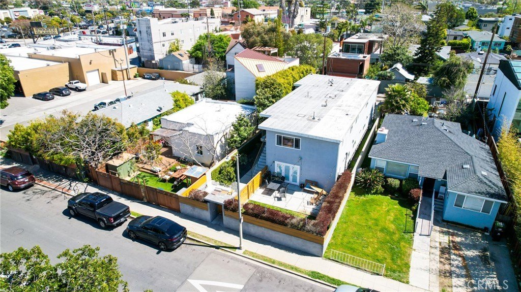 Venice, California, 90291, United States, 10 Bedrooms Bedrooms, ,8 BathroomsBathrooms,Residential,For Sale,1826994