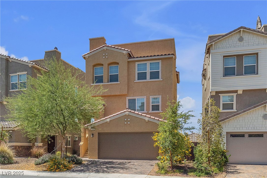 Henderson, Nevada, 89015, United States, 4 Bedrooms Bedrooms, ,4 BathroomsBathrooms,Residential,For Sale,1828430